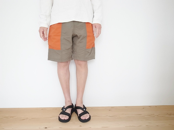 GRAMICCI SHELL GEAR SHORTS　(グラミチ)