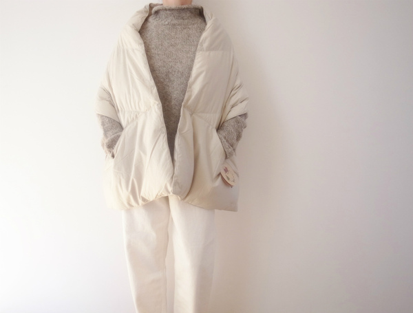 NANGA DOWN PONCHO MUFFLER IVORY(ナンガ)