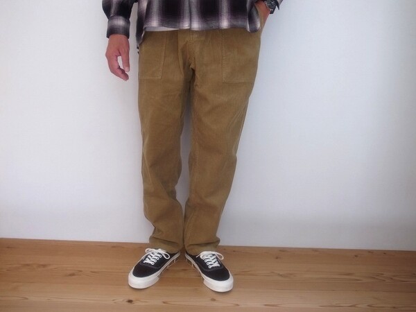 Gramicci CORDUROY LOOSE TAPERED RIDGE PANTS(グラミチ)