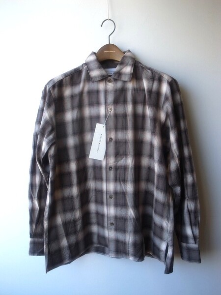 Manual Alphabet TWILL OMBRE OPEN COLLAR SHT