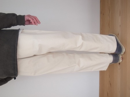 GRAMICCI LOOSE TAPERED PANTS GREIGE