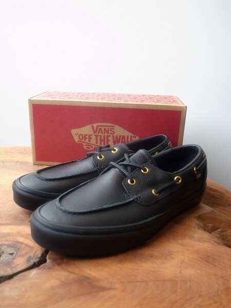 VANS 2-Eyelet Boat Shoe