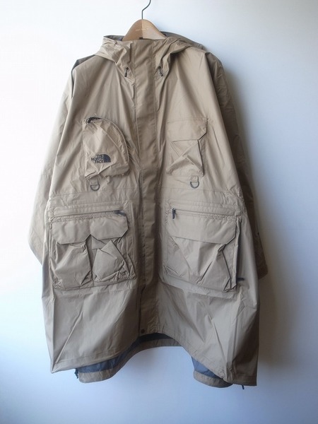 THE NORTH FACE WUROS FIELD UTILITY PONCHO