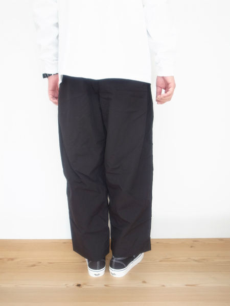 BURLAP OUTFITTER WIDE TRACK PANT BLACK