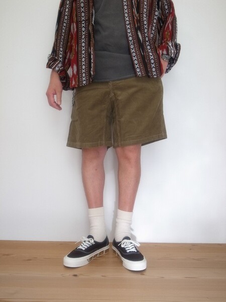 Gramicci CODUROY G-SHORTS OLIVE
