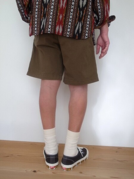 Gramicci G-SHORTS PIGMENT DYED BARK PIGMENT