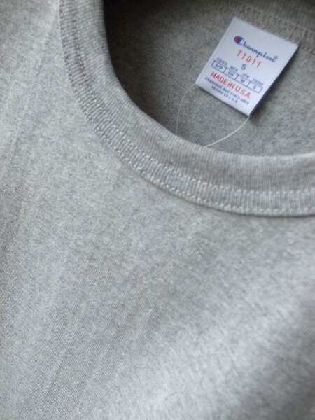 Champion US  T-SHIRT C5-B301 シルバーグレー