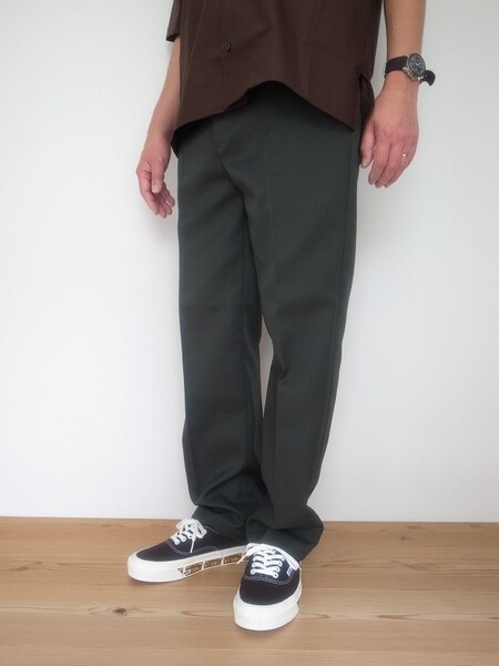 Manual Alphabet TWILL SEMI-EASY TROUSERS BOTLE GRE