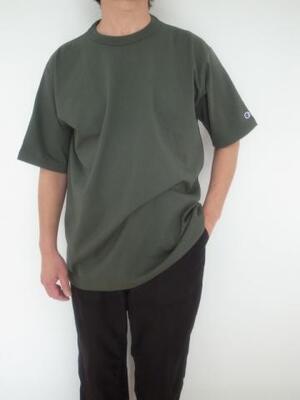 Champion US  T-SHIRT モスグリーン C5-B301