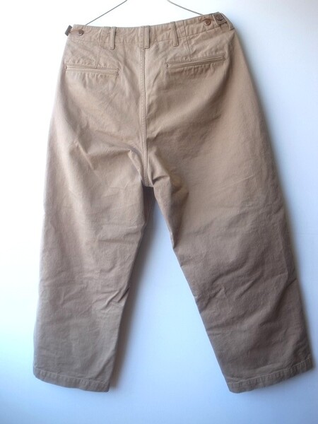 Ordinary fits CHINO PANTS