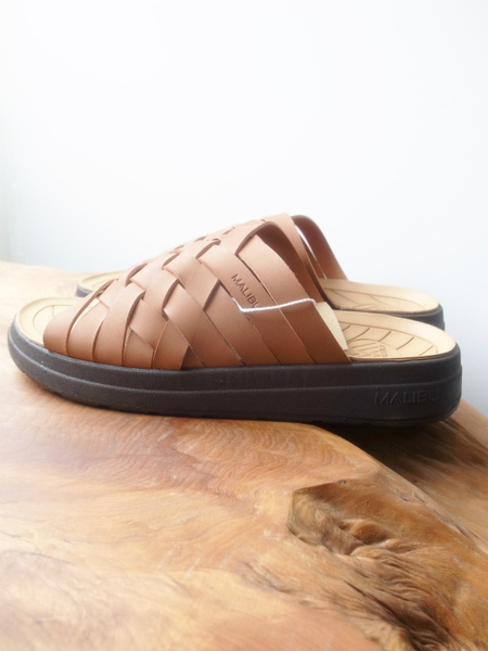 MALIBU SANDALS ZUMA WHISKKEY/DARK BROWN VEGAN LET