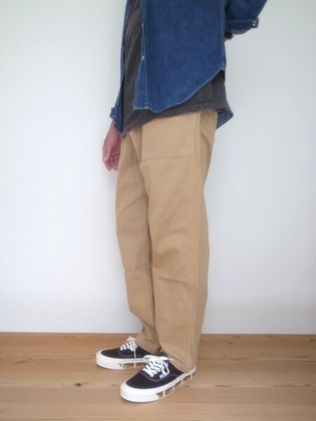 Gramicci LOOSE TAPERED RIDGE PANTS CINO