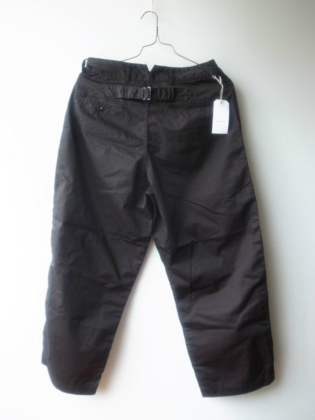 Ordinary fits TUCK WIDE TROUSER