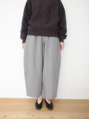 Ordinary fits BALL PANTS COTTONWOOL GRY P172