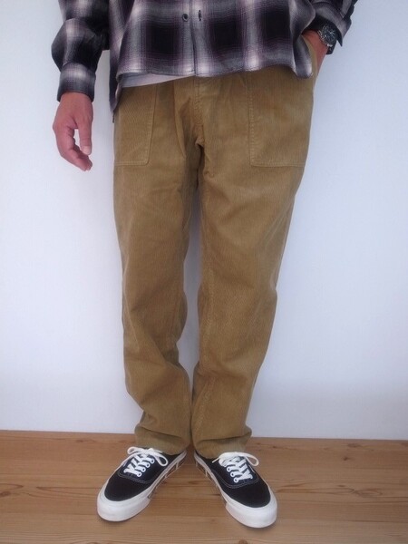 Gramicci CORDUROY LOOSE TAPERED RIDGE PANTS TAN