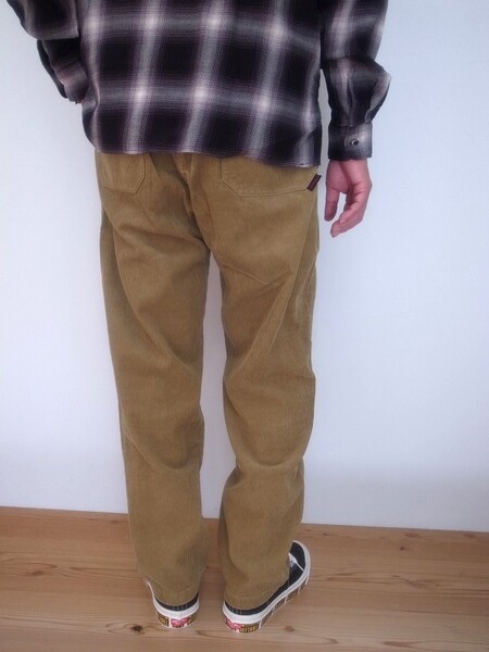 Gramicci CORDUROY LOOSE TAPERED RIDGE PANTS TAN