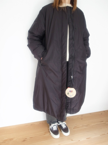 NANGA NO COLLER DOWN COAT BLACK