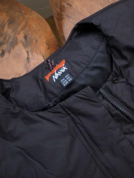 NANGA NO COLLER DOWN COAT BLACK