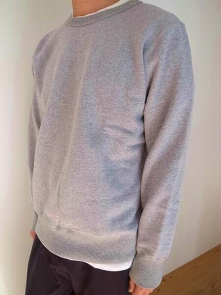 BETTER CREW NECK PULL OVER TOP GRAY