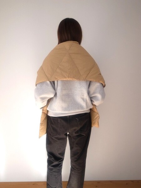 NANGA DOWN PONCHO MUFFLER TAN