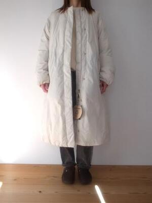 NANGA NO COLLER DOWN COAT IVORY
