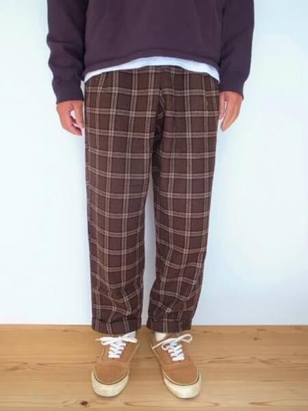 GRAMICCI WOOL BLENO TUCK TAPERED PANTS BROWN CHECK | DOWN THE LINE 