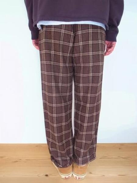 GRAMICCI WOOL BLENO TUCK TAPERED PANTS BROWN CHECK