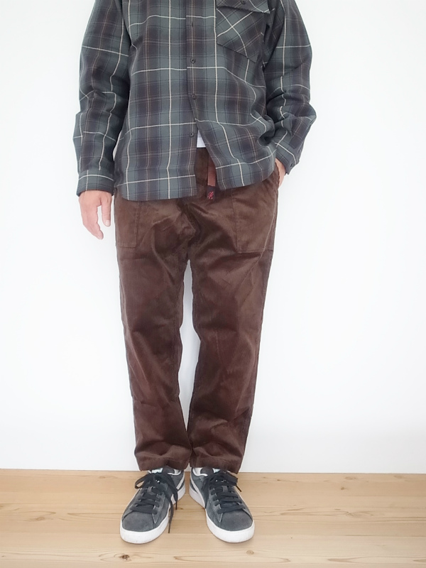 GRAMICCI CORDUROY LOOSE TAPERED PANTS DARK BROWN | DOWN THE LINE - 和歌山県和歌山市  ワーク・ミリタリー系を軸に自分たちが欲しいと思う、 リラックスして身につけられるものを取り揃えたセレクトショップ